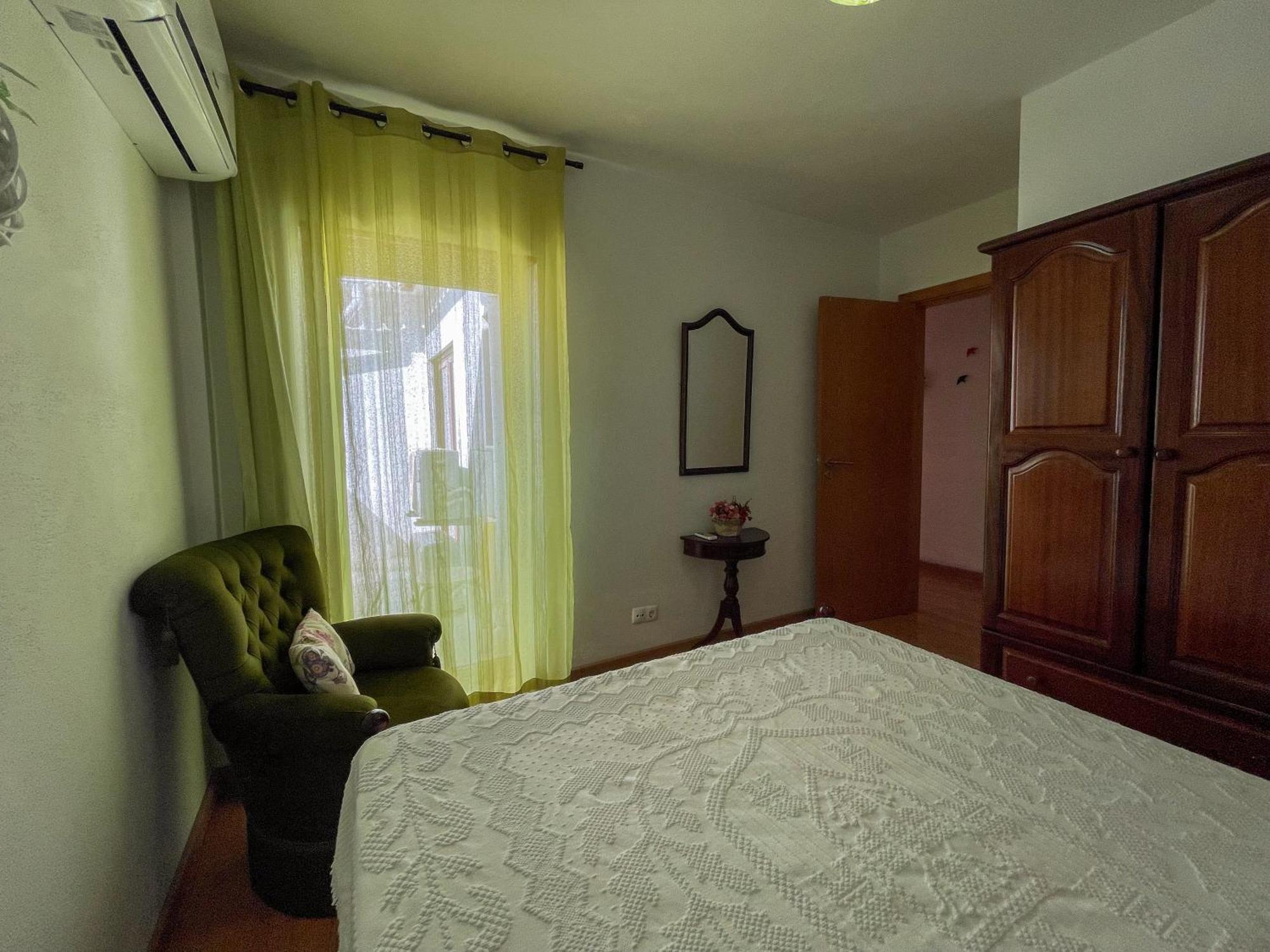 Apartment Away From Evora