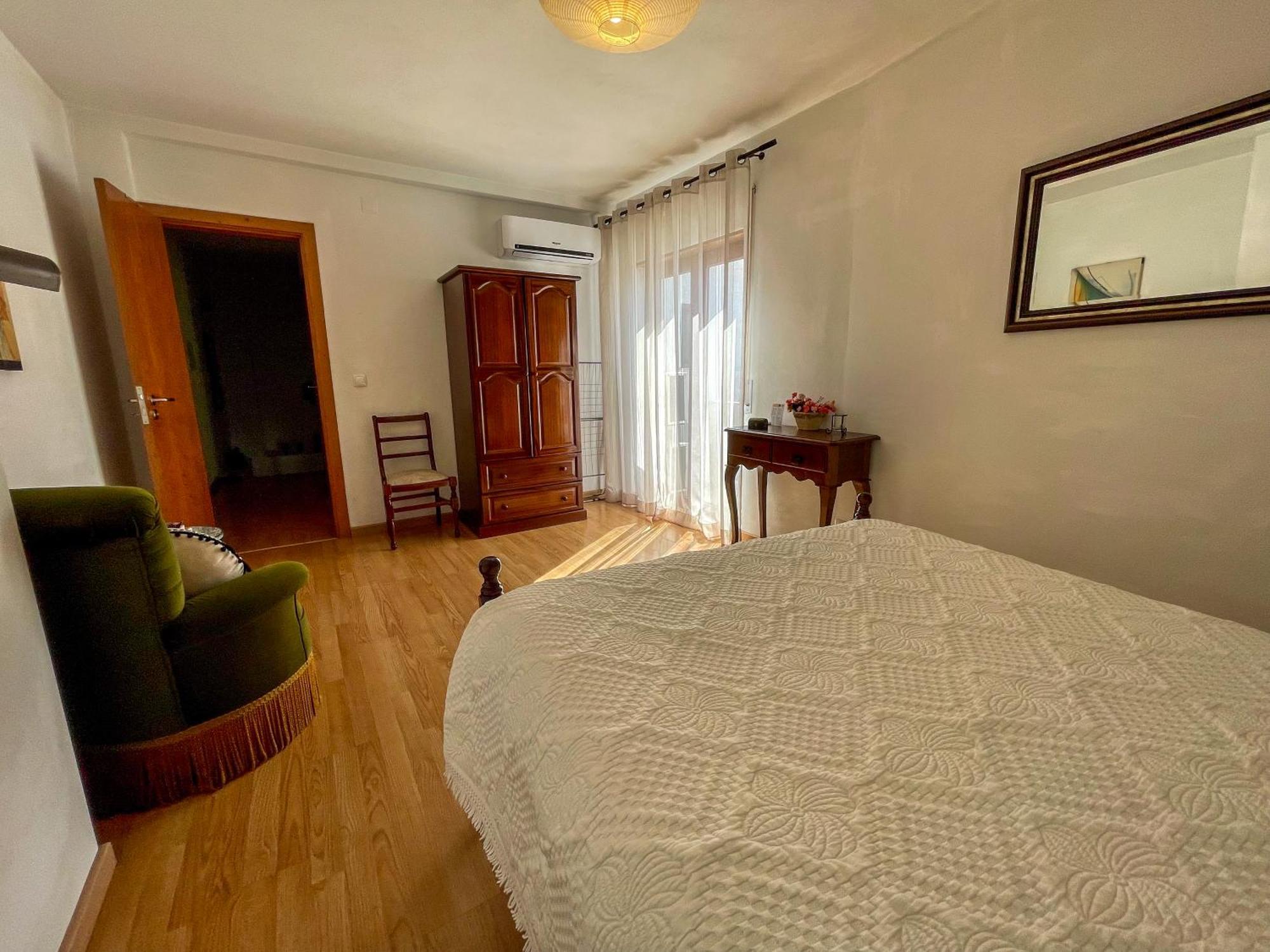 Apartment Away From Evora